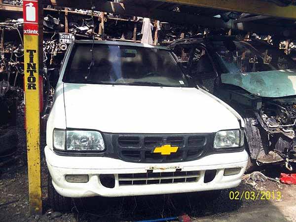  Chevrolet LUV 2002    EN DESARME