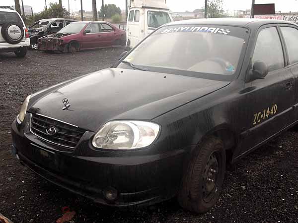  Hyundai ACCENT 2005    EN DESARME