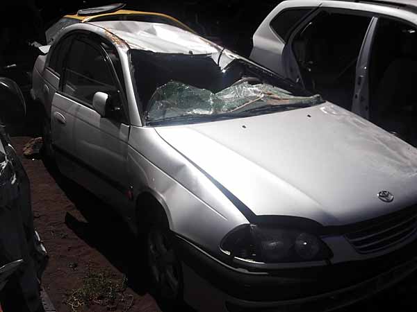  Toyota CORONA 2000    EN DESARME