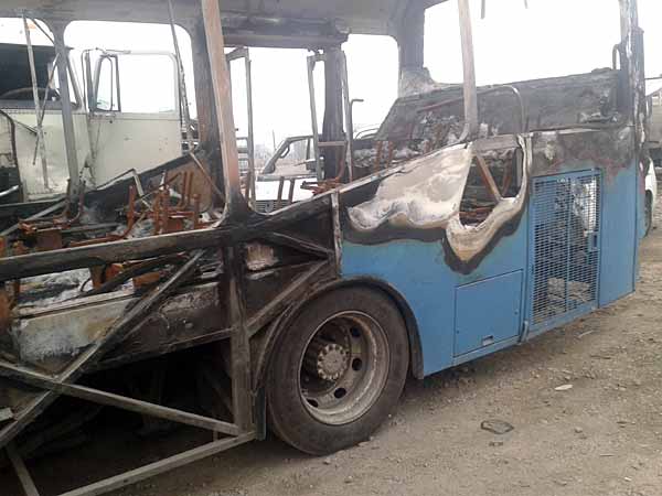  Mercedes-Benz OHL 2005    EN DESARME