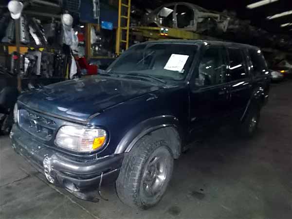 EJE PUENTE DELANTERO Ford EXPLORER 2000  USADO  EN DESARME