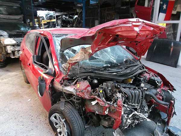  Hyundai ACCENT 2013    EN DESARME