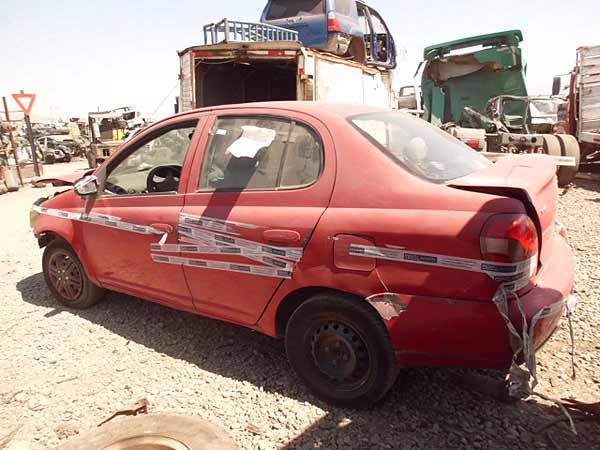  Toyota YARIS 2002    EN DESARME