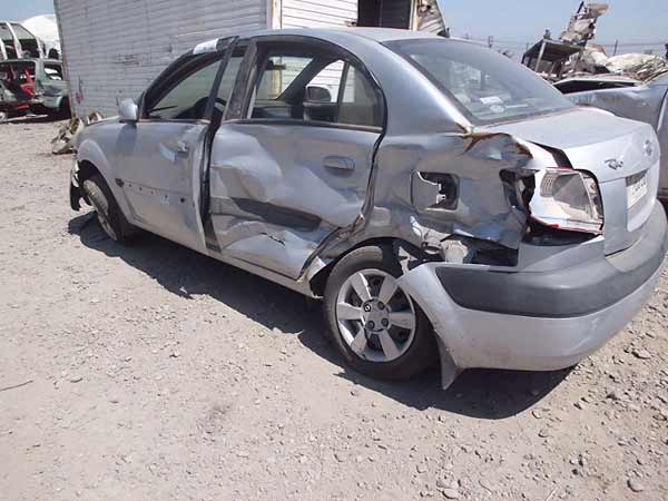  Kia Rio 2007    EN DESARME
