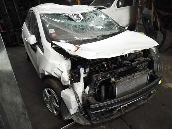  Kia Rio 2013    EN DESARME