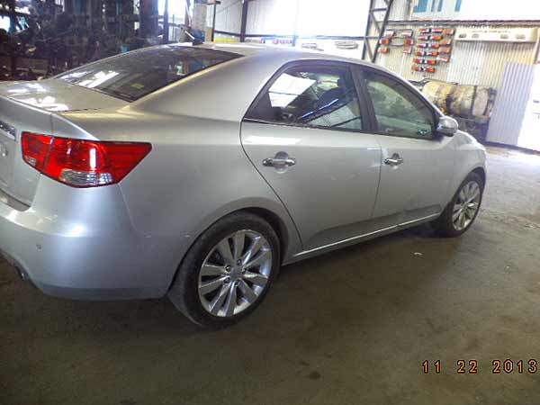  Kia CERATO 2011    EN DESARME