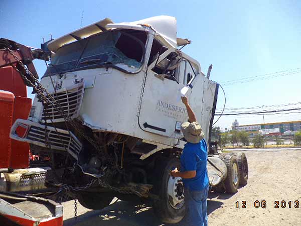 CIGUEñAL International 9700 1996  USADO  EN DESARME