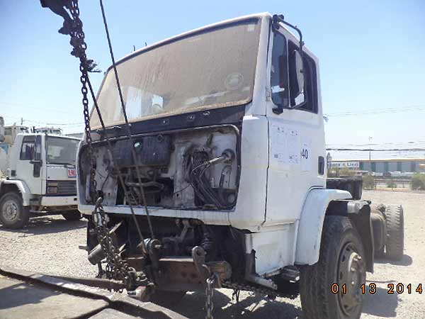  Mercedes-Benz 1718 2004    EN DESARME