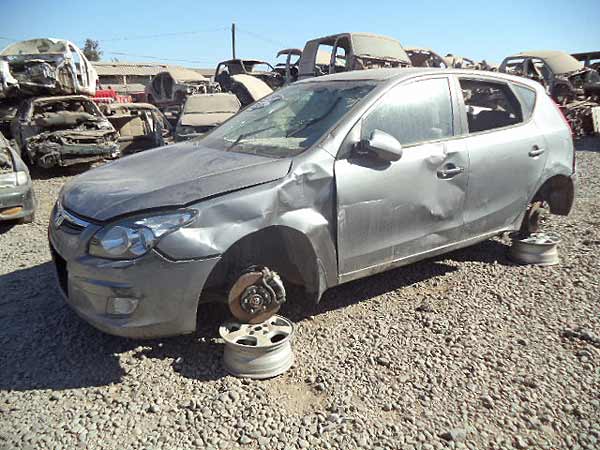  Hyundai i30 2011    EN DESARME