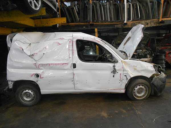 COMPUTADOR Peugeot PARTNER 2011  USADO  EN DESARME