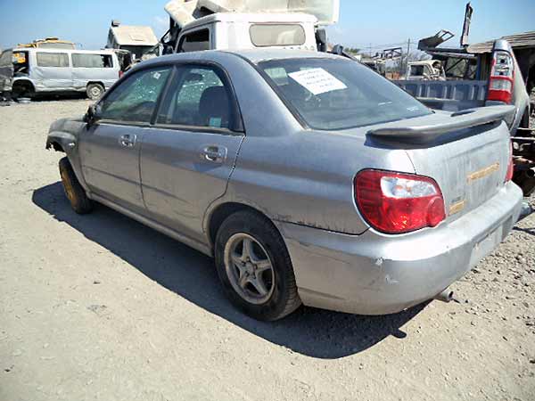  Subaru IMPREZA 2004    EN DESARME