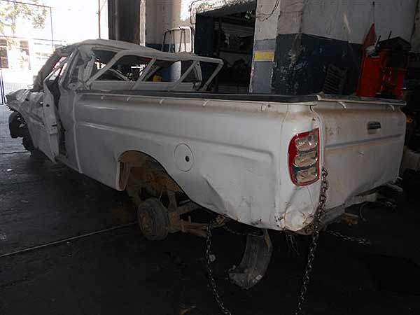  Mahindra PICK UP 2011    EN DESARME