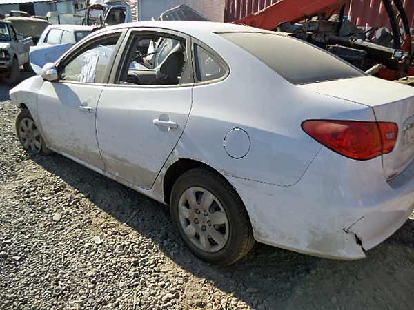  Hyundai ELANTRA 2011    EN DESARME