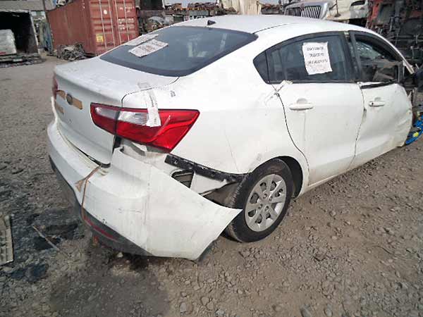  Kia Rio 2013    EN DESARME