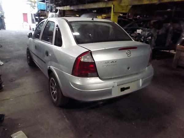  Chevrolet CORSA 2003    EN DESARME