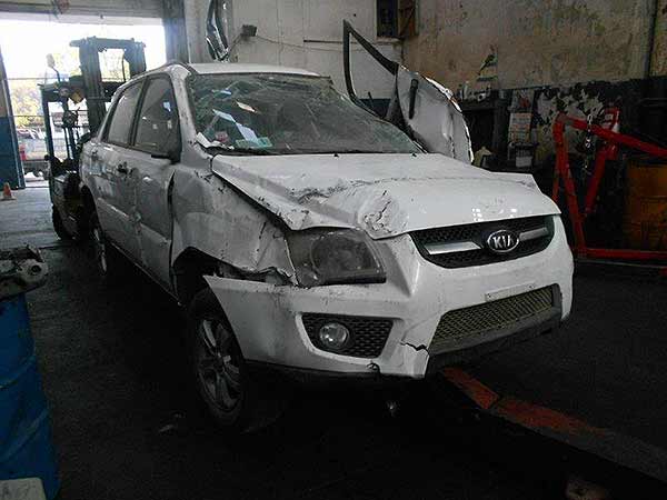  Kia SPORTAGE 2010    EN DESARME