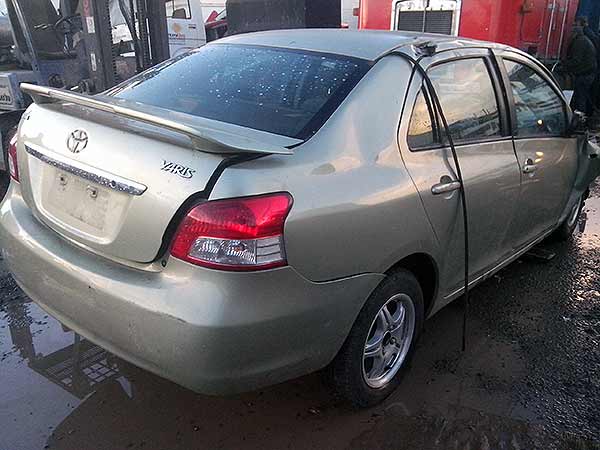 Toyota YARIS 2007    EN DESARME