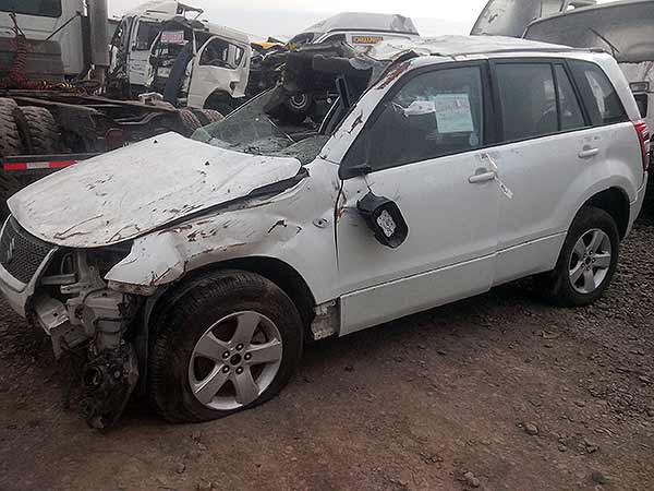  Suzuki GRAND NOMADE 2010    EN DESARME