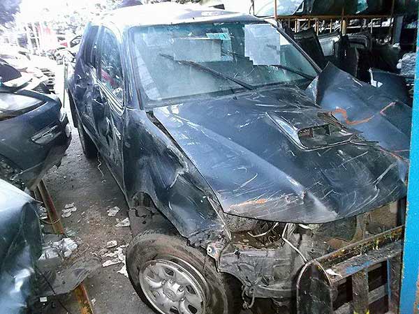  Toyota HILUX 2012    EN DESARME