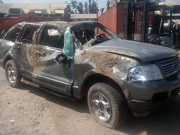  Ford EXPLORER 2003    EN DESARME