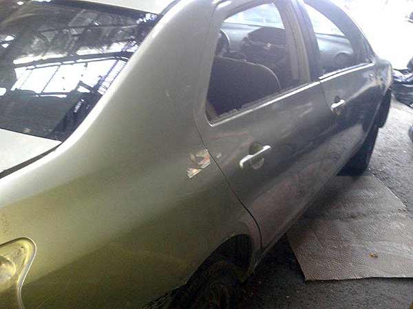  Toyota YARIS 2006    EN DESARME