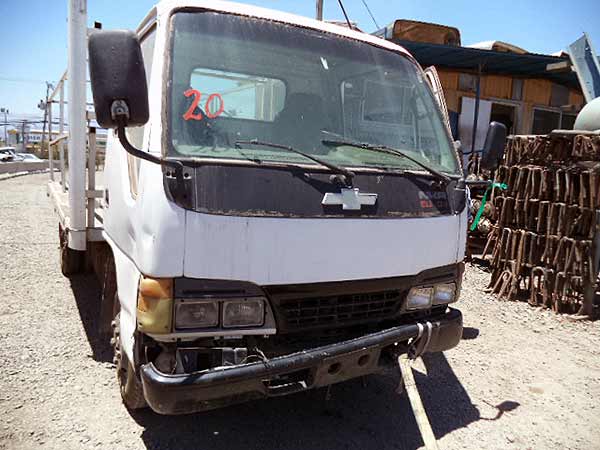  Chevrolet NKR 2004    EN DESARME