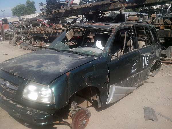  Suzuki GRAND NOMADE 2000    EN DESARME