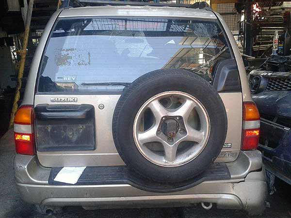  Suzuki GRAND NOMADE 2002    EN DESARME