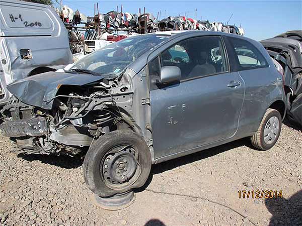  Toyota YARIS 2006    EN DESARME