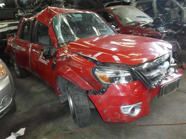TOLVA Ford RANGER 2012  USADA  EN DESARME