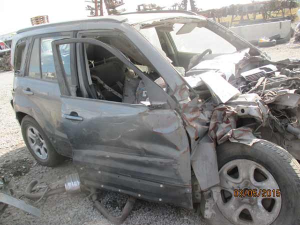VIDRIO Suzuki GRAND NOMADE 2008  USADO  EN DESARME