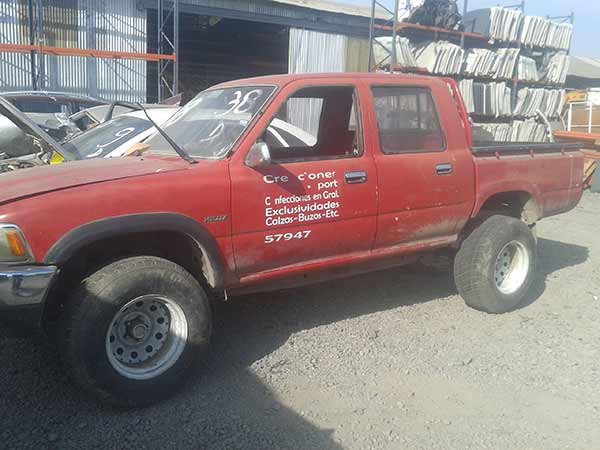  Toyota HILUX 1996    EN DESARME
