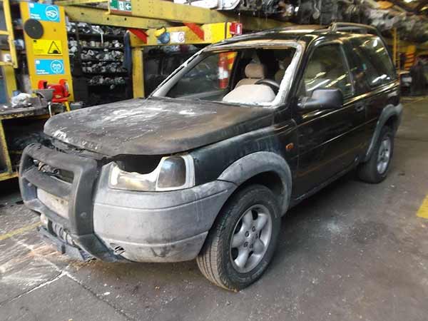EJE Land Rover Frrelander 2000  USADO  EN DESARME