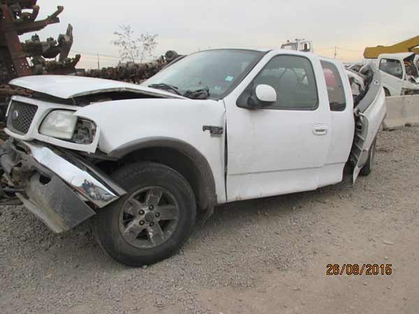 EJE PUENTE DELANTERO Ford F150 2004  USADO  EN DESARME