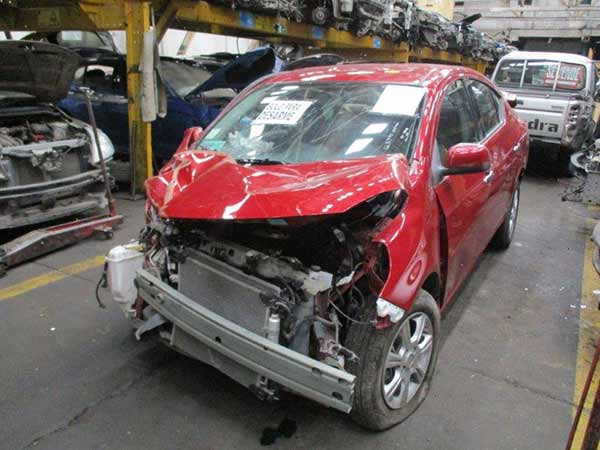  Nissan VERSA 2014    EN DESARME