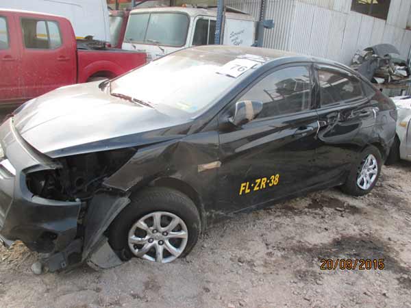  Hyundai ACCENT 2014    EN DESARME