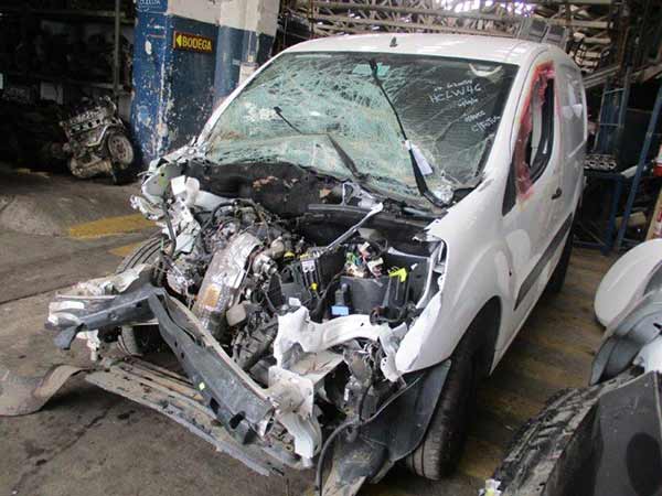 COMPRESOR AIRE ACONDICIONADO Citroen BERLINGO 2015  USADO  EN DESARME