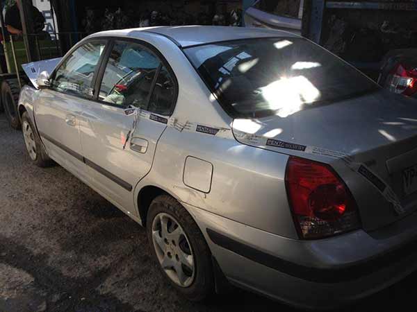 CREMALLERA DE DIRECCIóN Hyundai ELANTRA 2005  USADA  EN DESARME