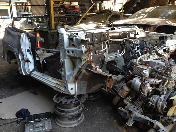  Mitsubishi MONTERO 2013    EN DESARME