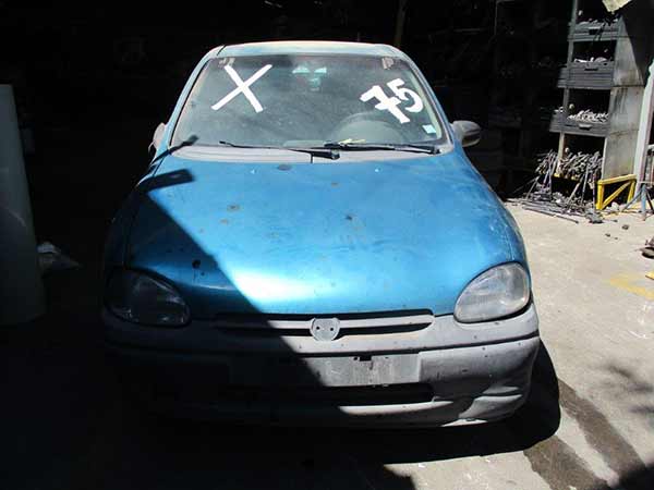  Chevrolet CORSA 2004    EN DESARME