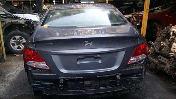  Hyundai ACCENT 2013    EN DESARME