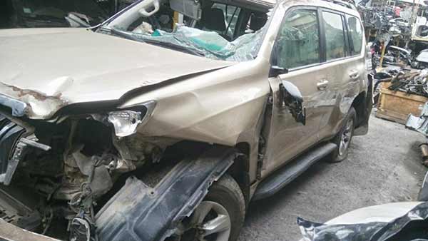  Toyota LAND CRUISER 2010    EN DESARME