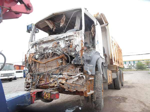 ESTANQUE DE PETROLEO Hino HD700 2012  USADO  EN DESARME