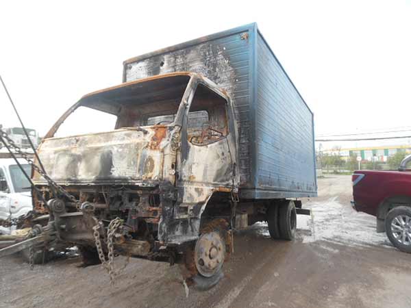 FOCO Mitsubishi CANTER 2004  USADO  EN DESARME