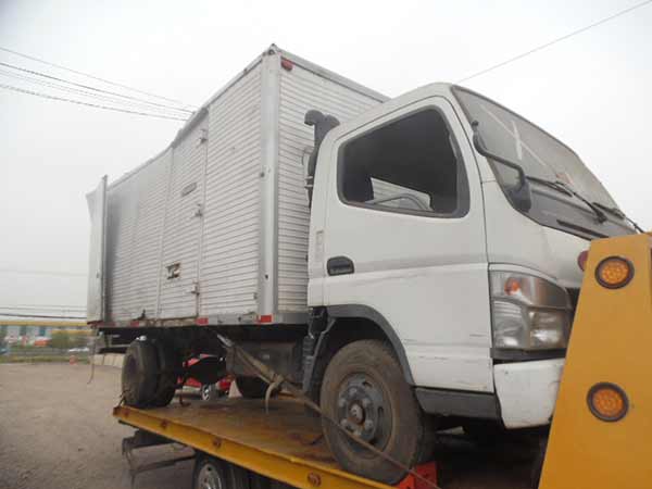  Mitsubishi FUSO 2008    EN DESARME