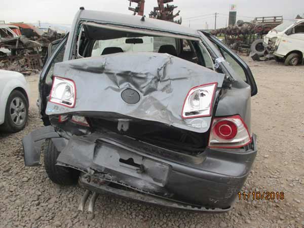  Volkswagen BORA 2014    EN DESARME