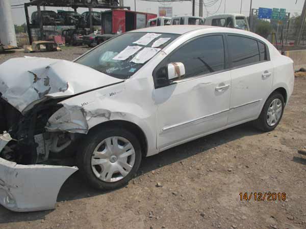  Nissan SENTRA 2011    EN DESARME