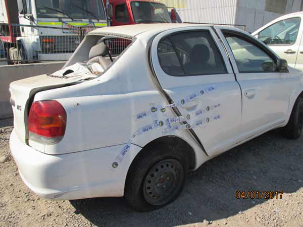  Toyota YARIS 2005    EN DESARME