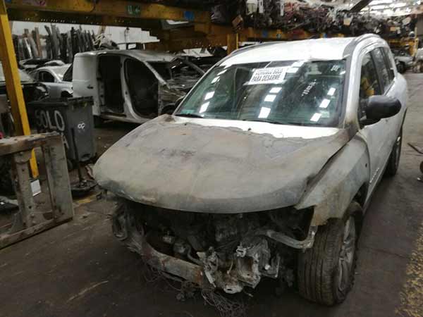  Jeep COMPASS 2011    EN DESARME