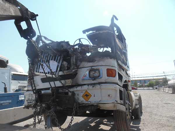 EJE International 9800I 2007  USADO  EN DESARME